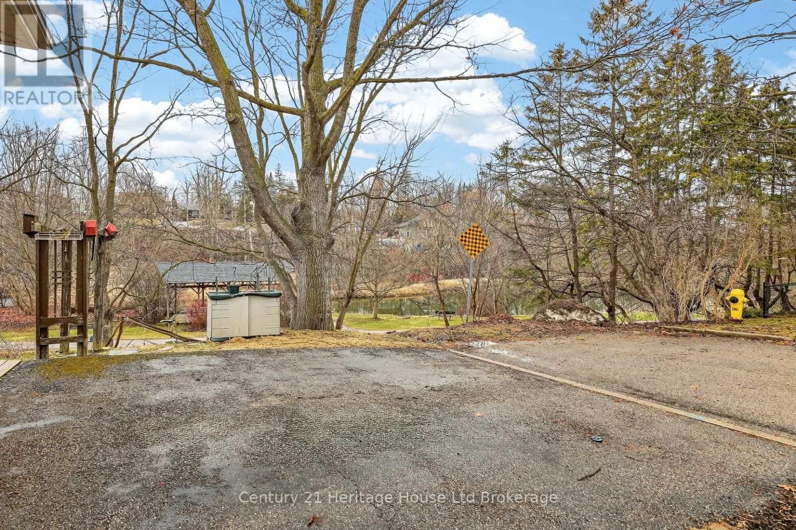 50 WELLINGTON AVENUE Image 30