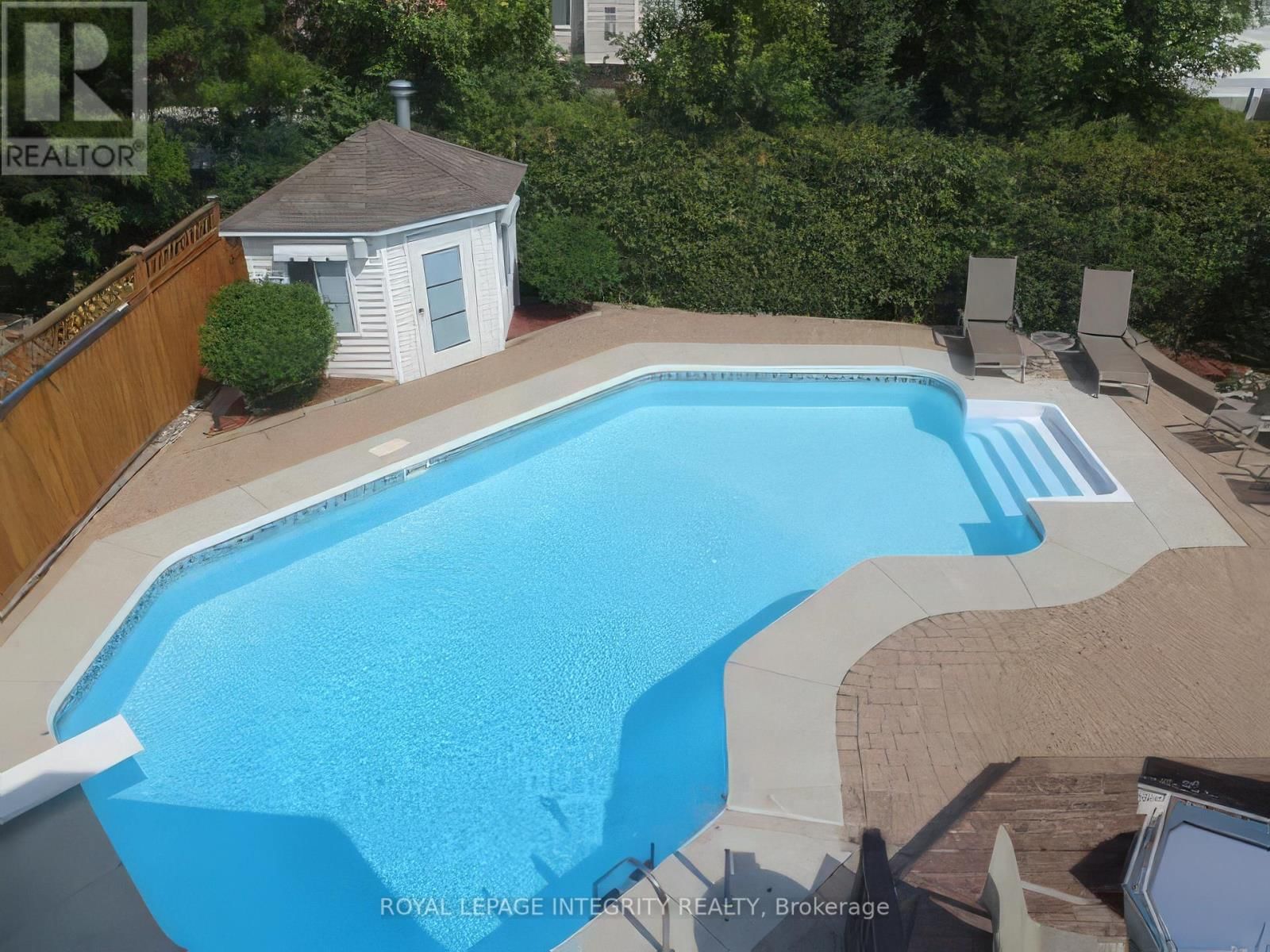 20 FARMFIELD CRESCENT Image 47