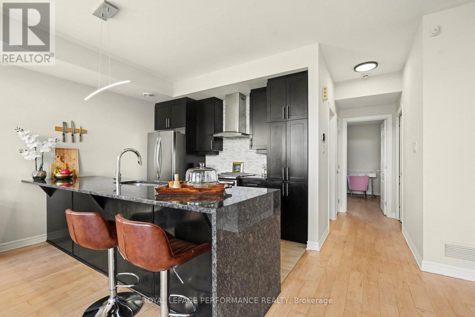 151 POPLIN STREET Image 10