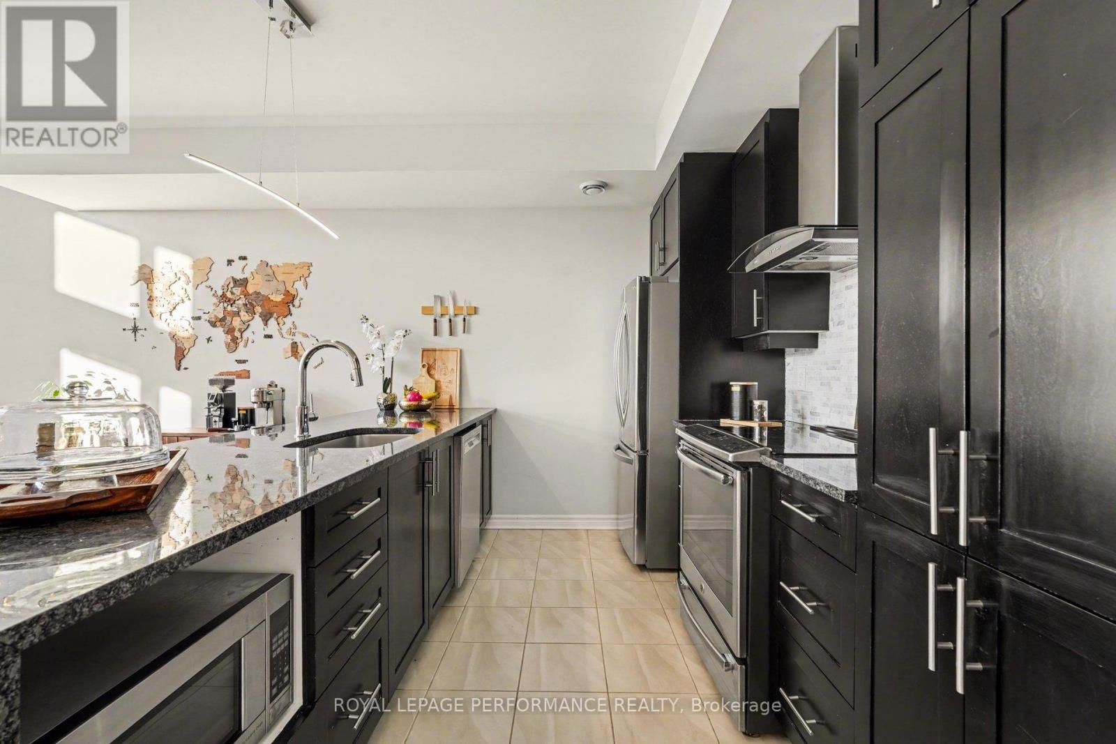 151 POPLIN STREET Image 13