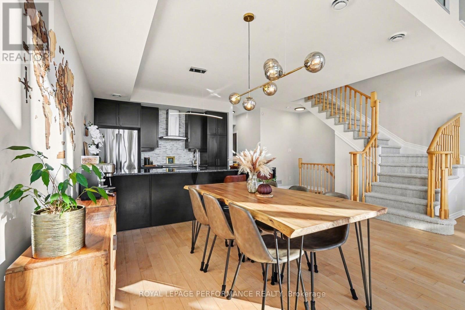 151 POPLIN STREET Image 14