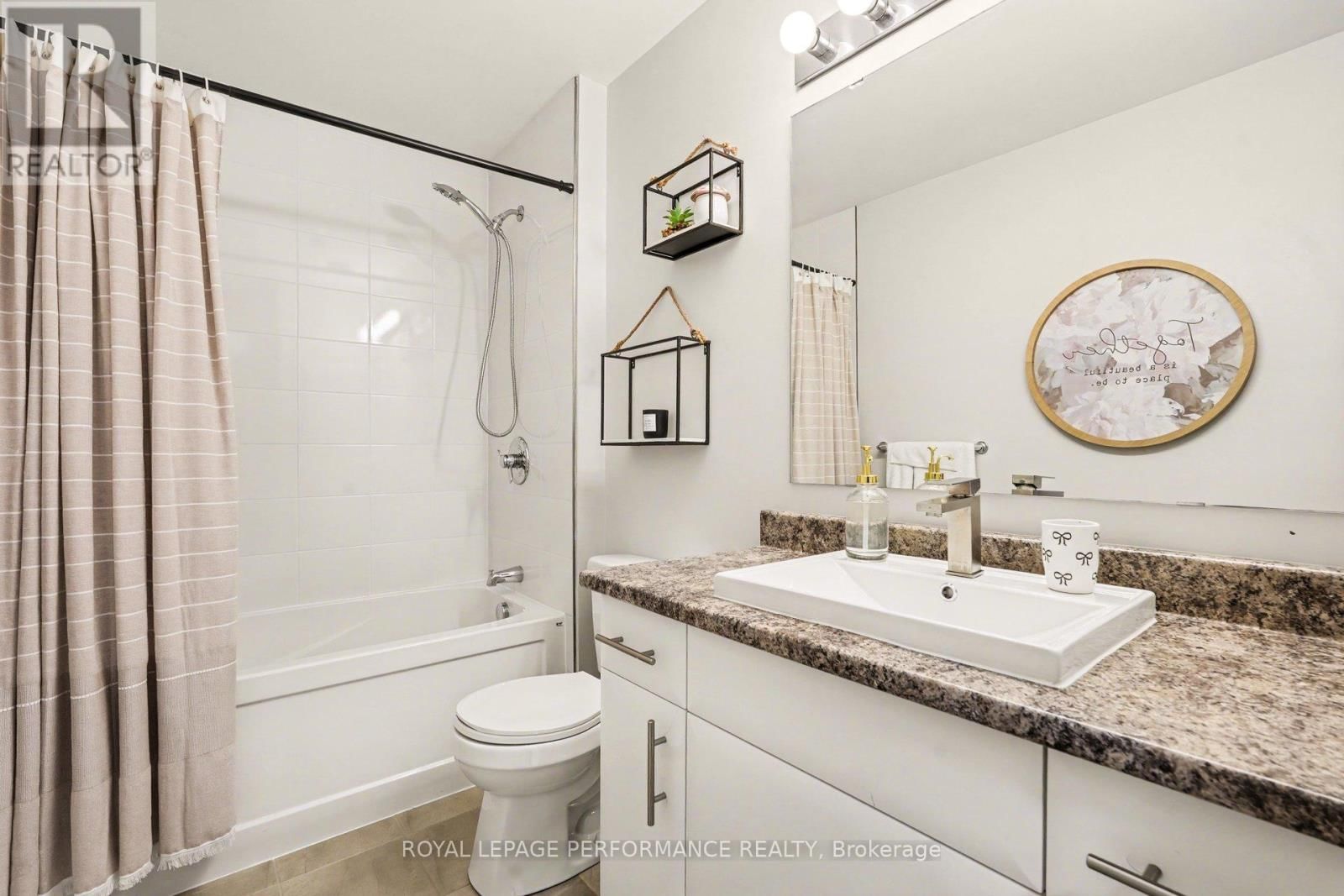 151 POPLIN STREET Image 17