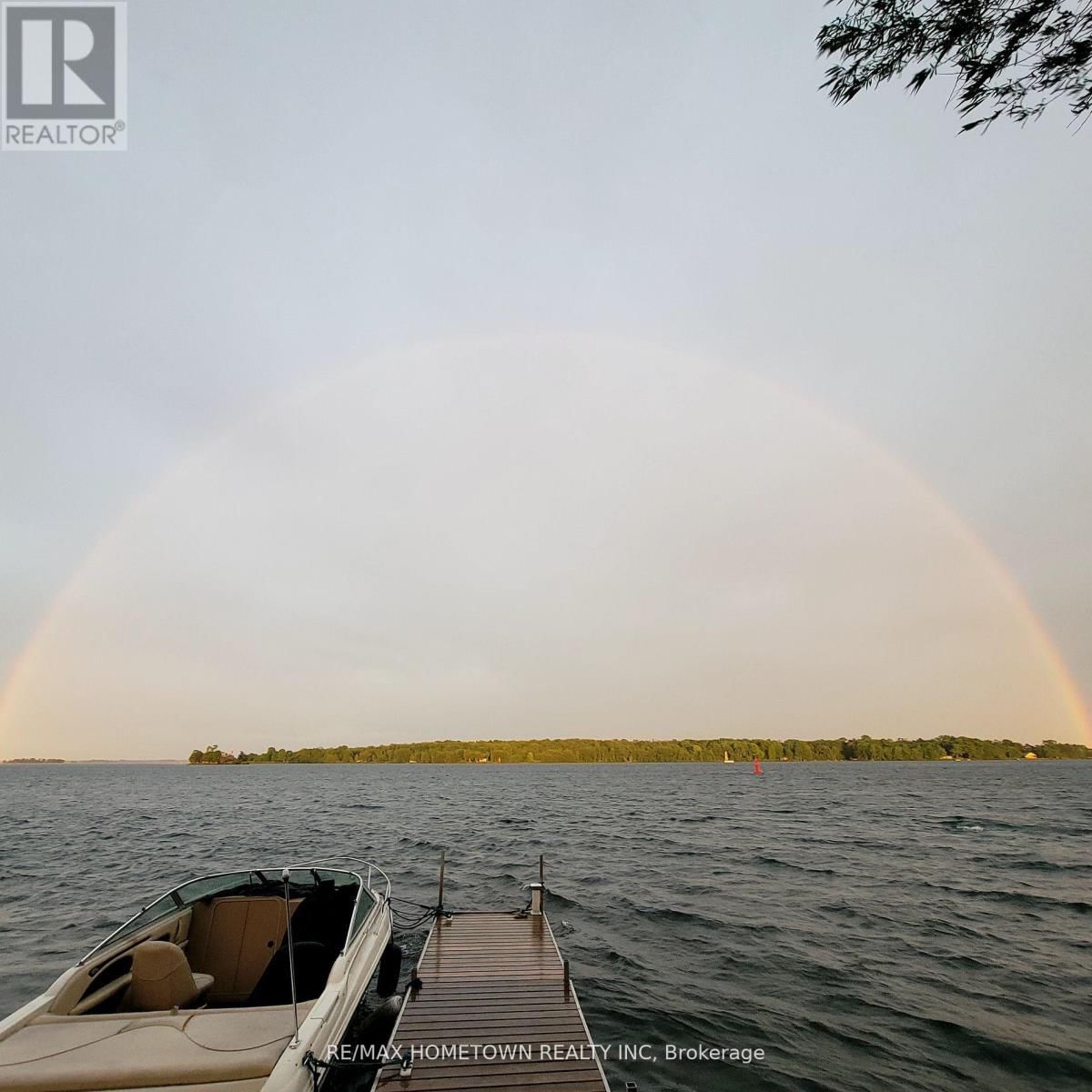 8 ST. FRANCIS ISLAND Image 10