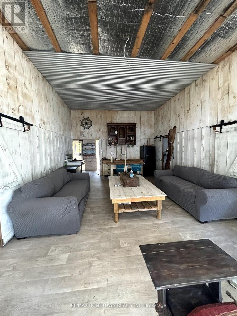 8 ST. FRANCIS ISLAND Image 4