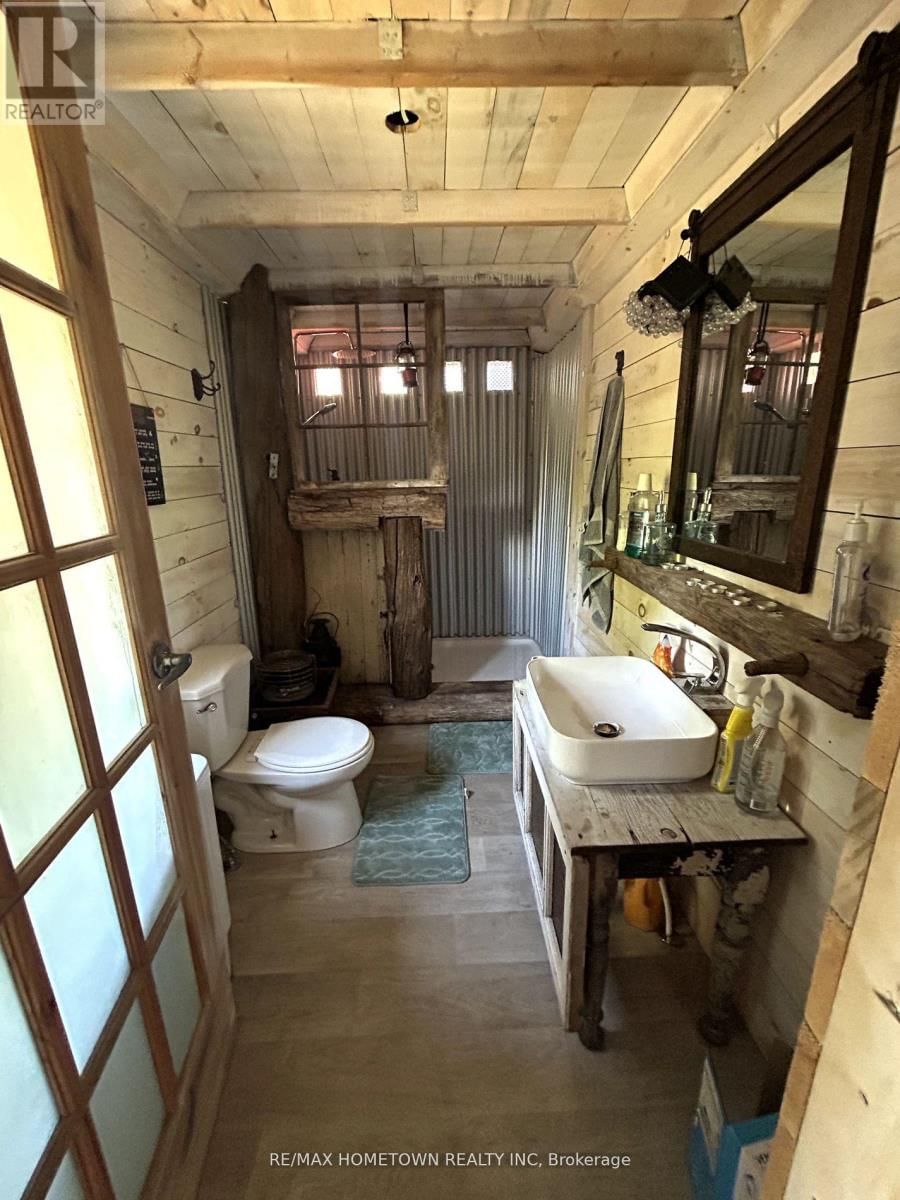 8 ST. FRANCIS ISLAND Image 8