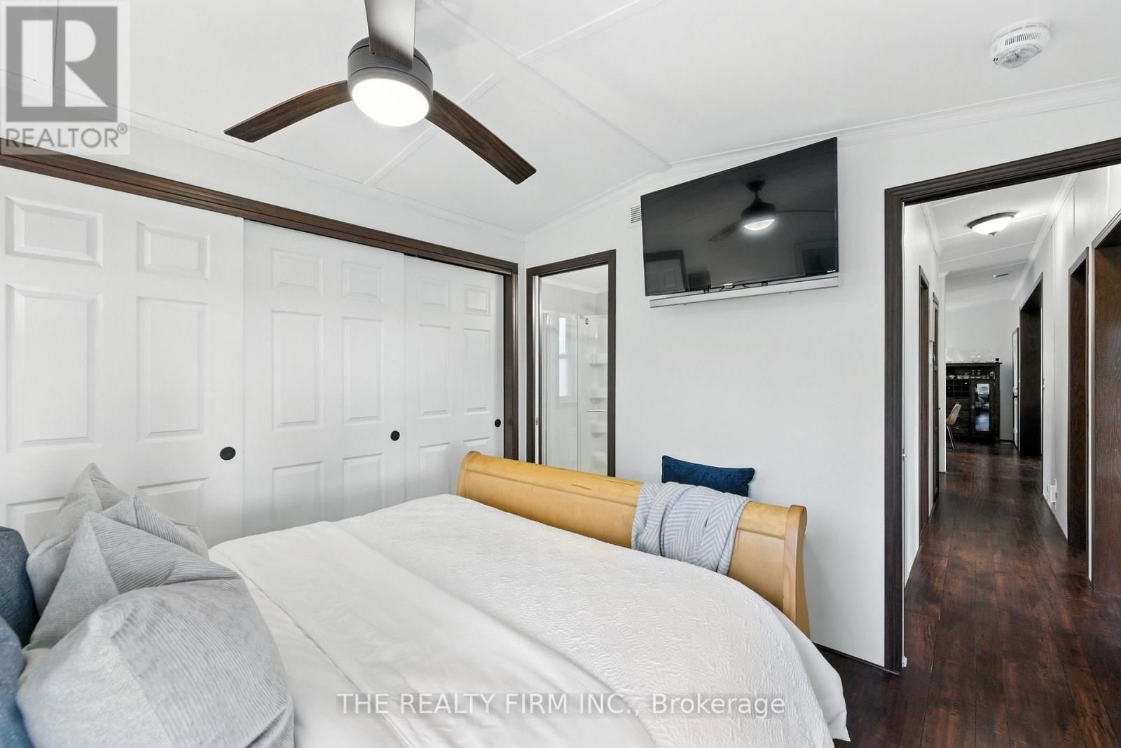 1 - 22790 AMIENS ROAD Image 19