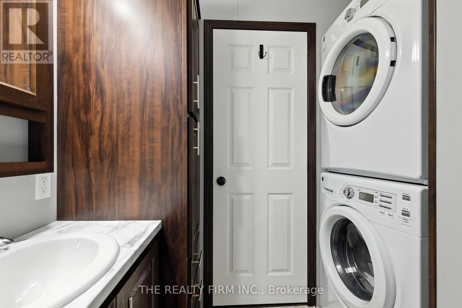 1 - 22790 AMIENS ROAD Image 22