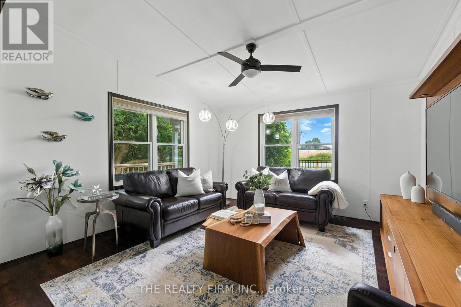 1 - 22790 AMIENS ROAD Image 3