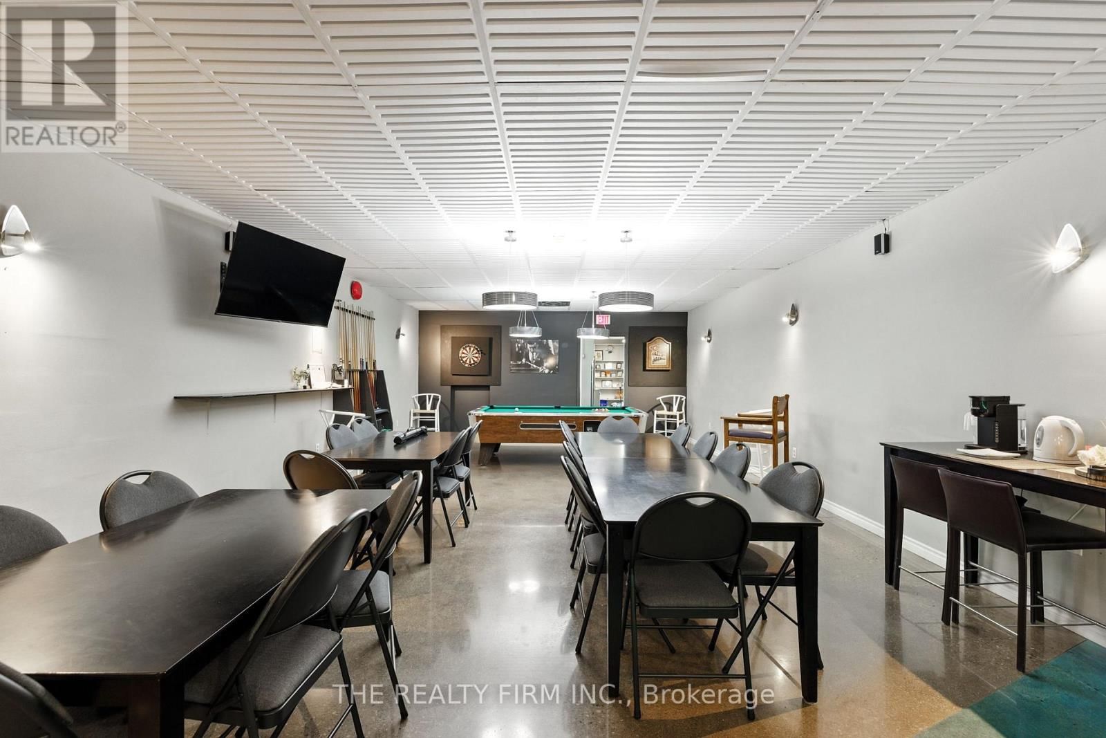 1 - 22790 AMIENS ROAD Image 30