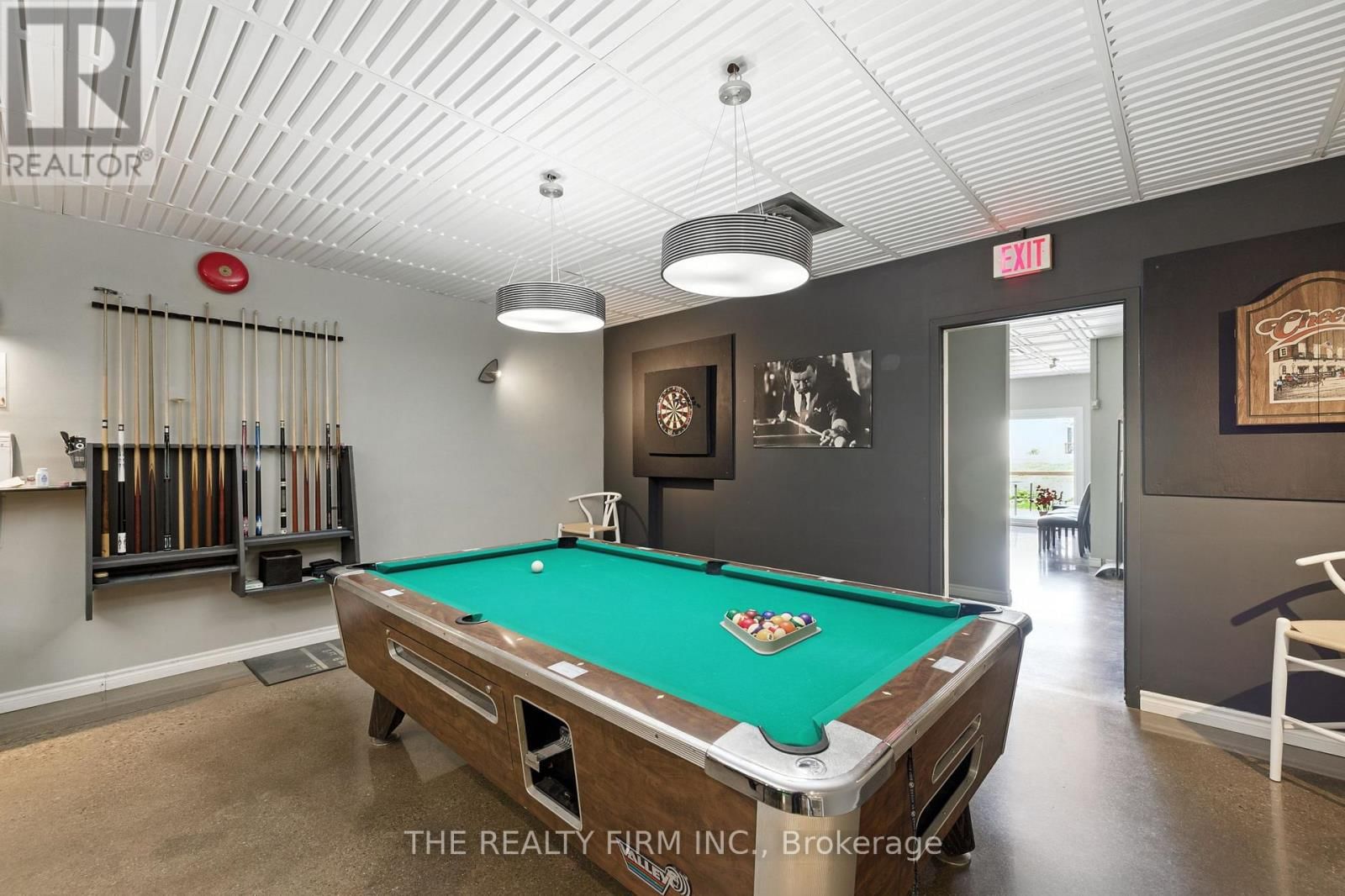 1 - 22790 AMIENS ROAD Image 32