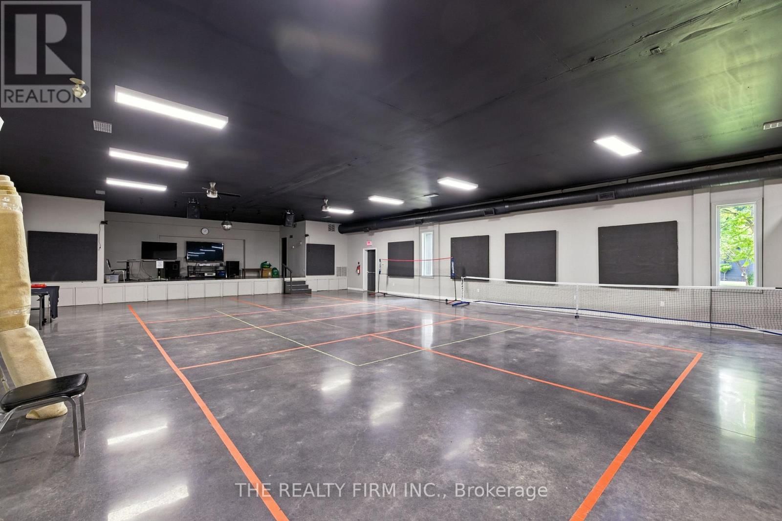 1 - 22790 AMIENS ROAD Image 35