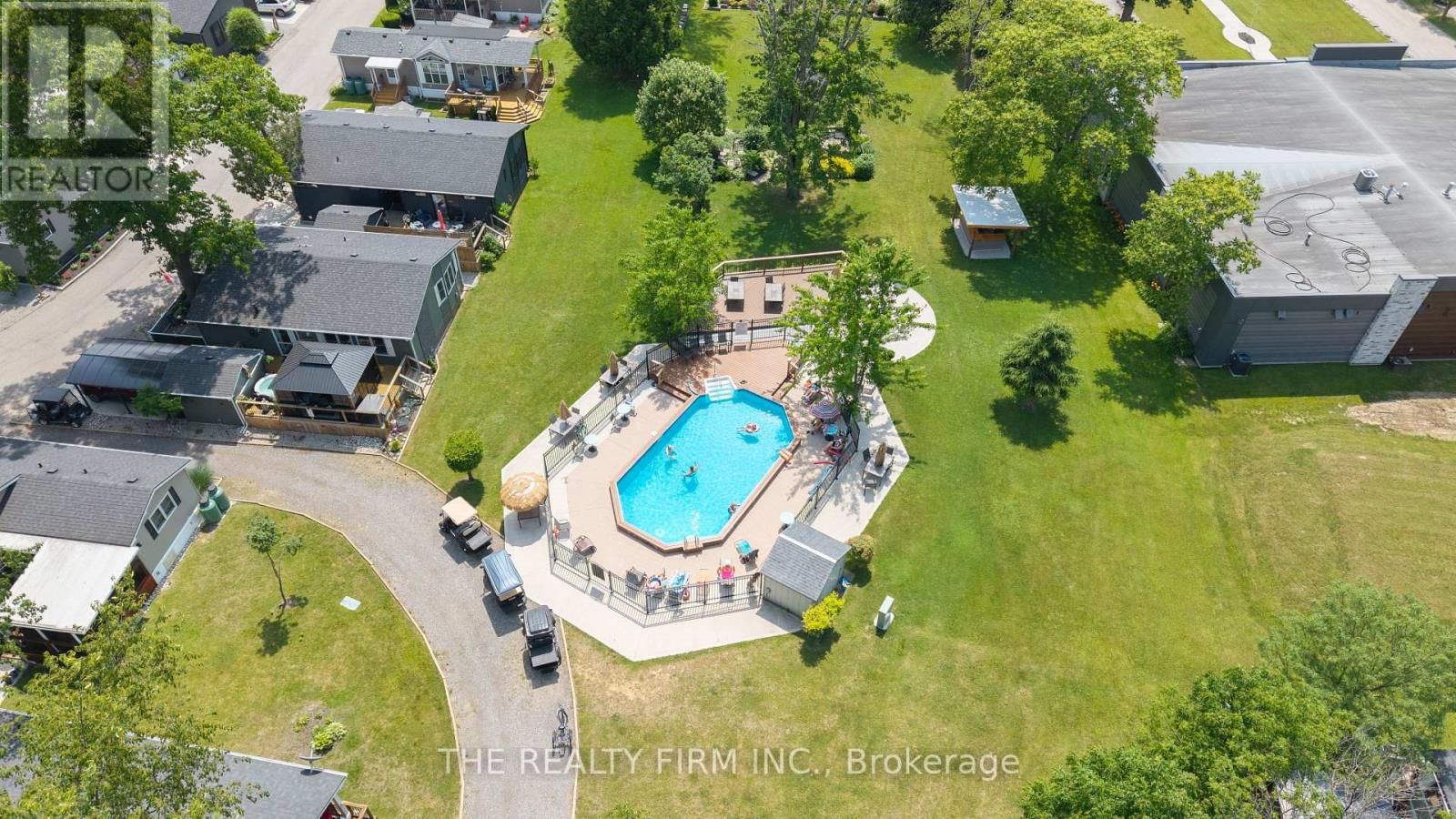 1 - 22790 AMIENS ROAD Image 39