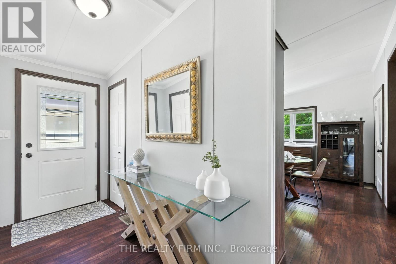 1 - 22790 AMIENS ROAD Image 9