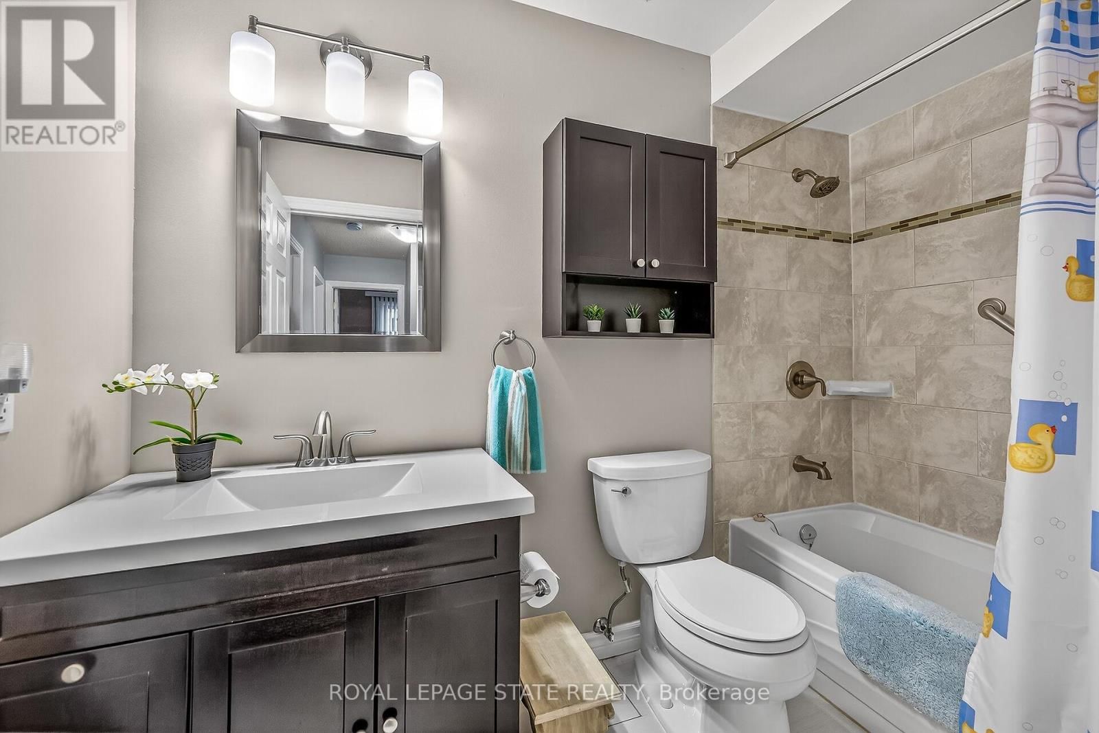 143 CRANBROOK DRIVE Image 25