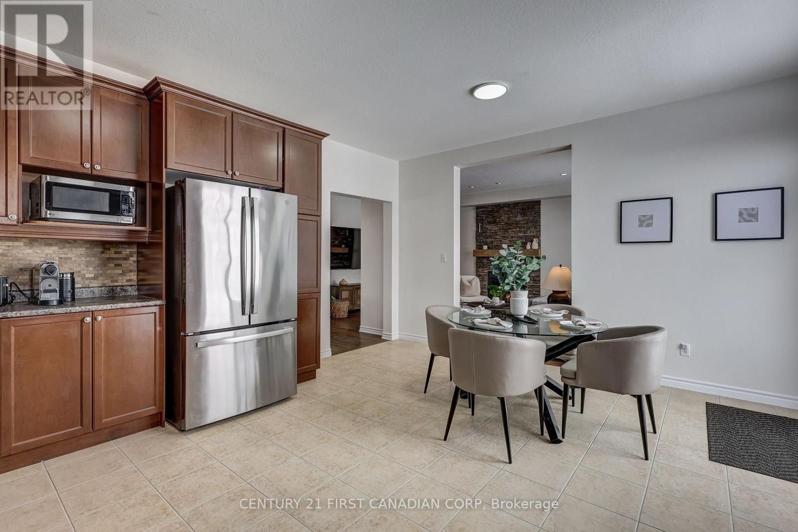 1336 BIRCHWOOD DRIVE Image 15