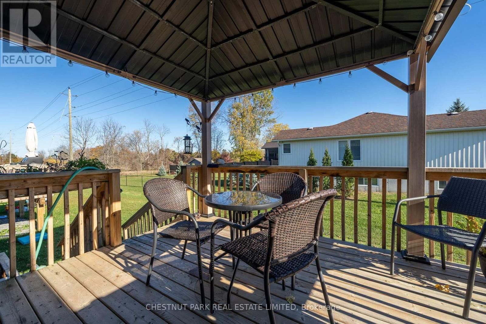 8 ABBOTT LANE Image 27