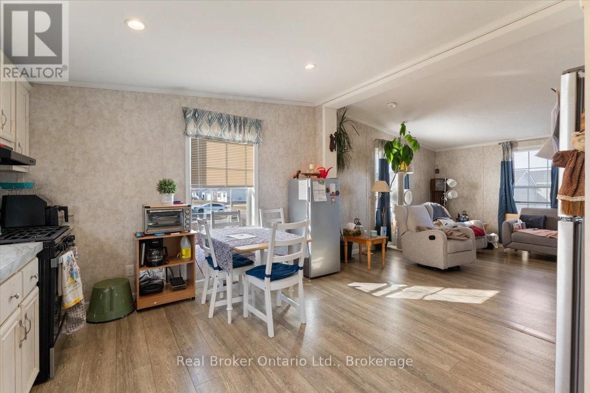 10 BENT WILLOW COURT Image 13