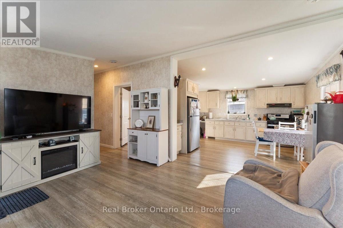 10 BENT WILLOW COURT Image 8