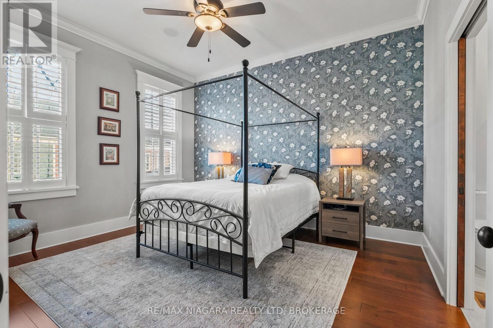 13 COLONEL COHOE STREET Image 18