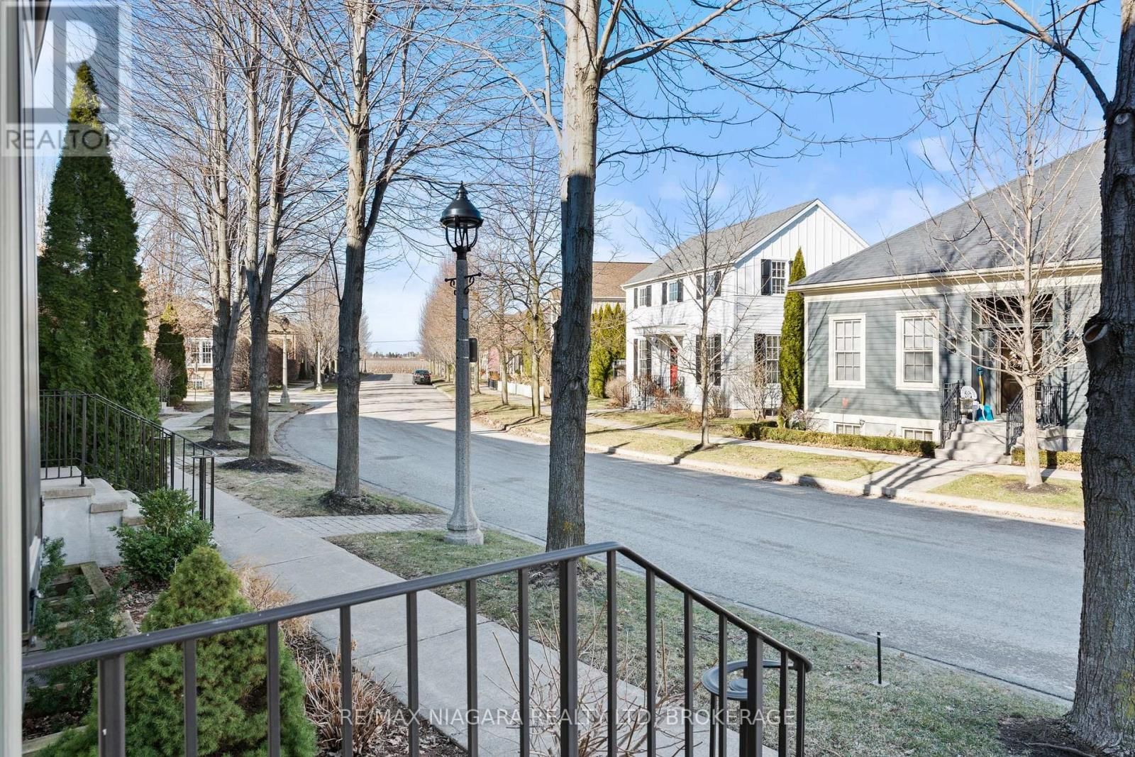 13 COLONEL COHOE STREET Image 40