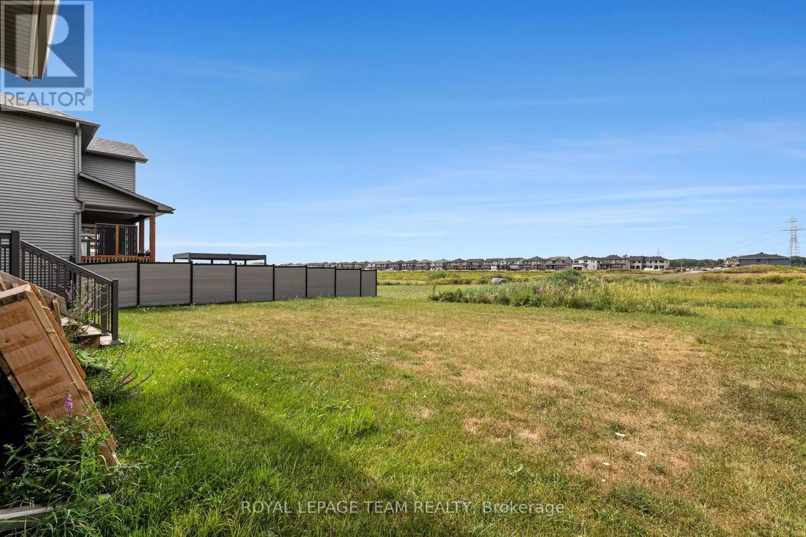 659 PARKVIEW TERRACE Image 20