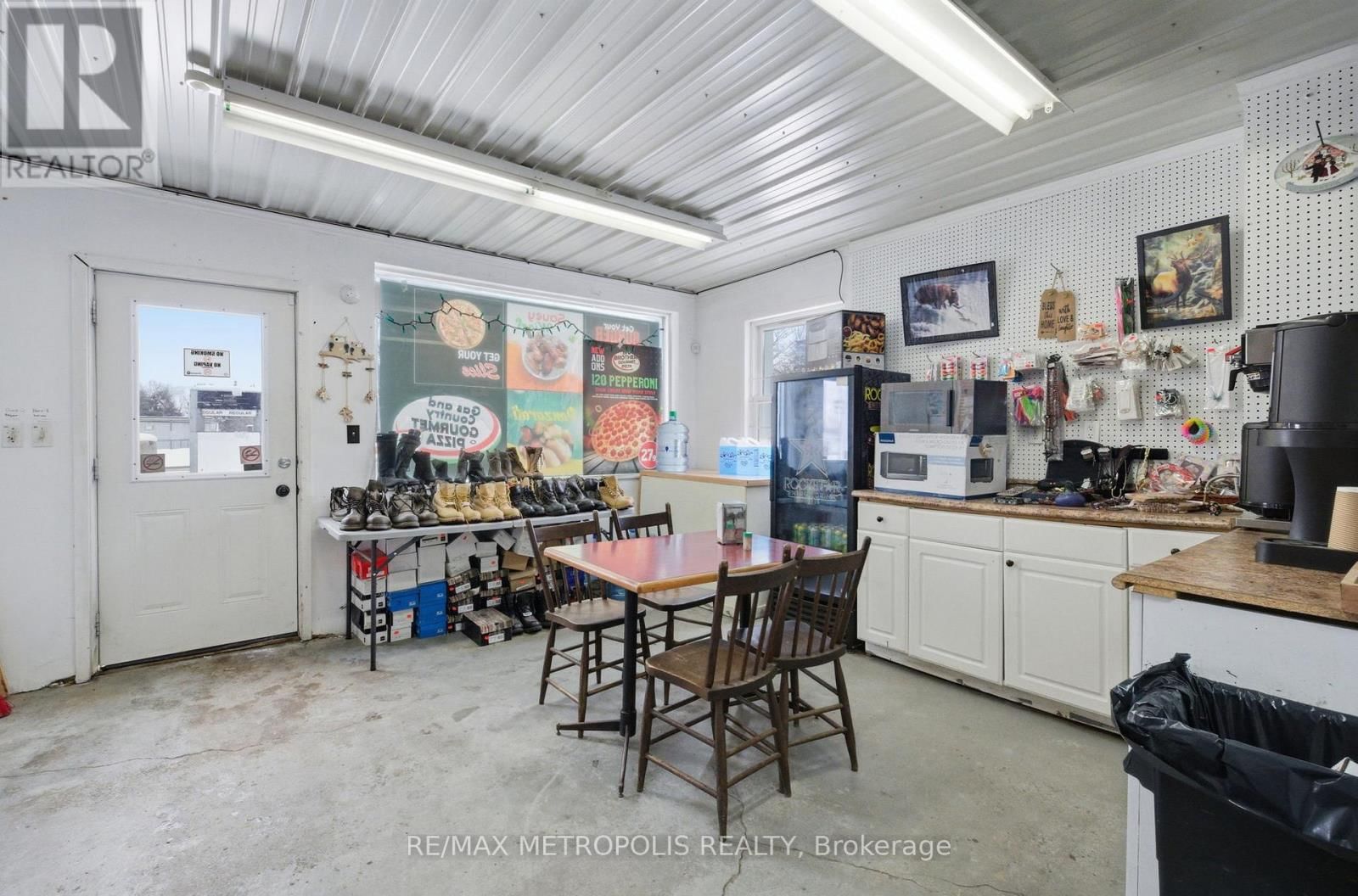 5614 HWY 620 Image 12