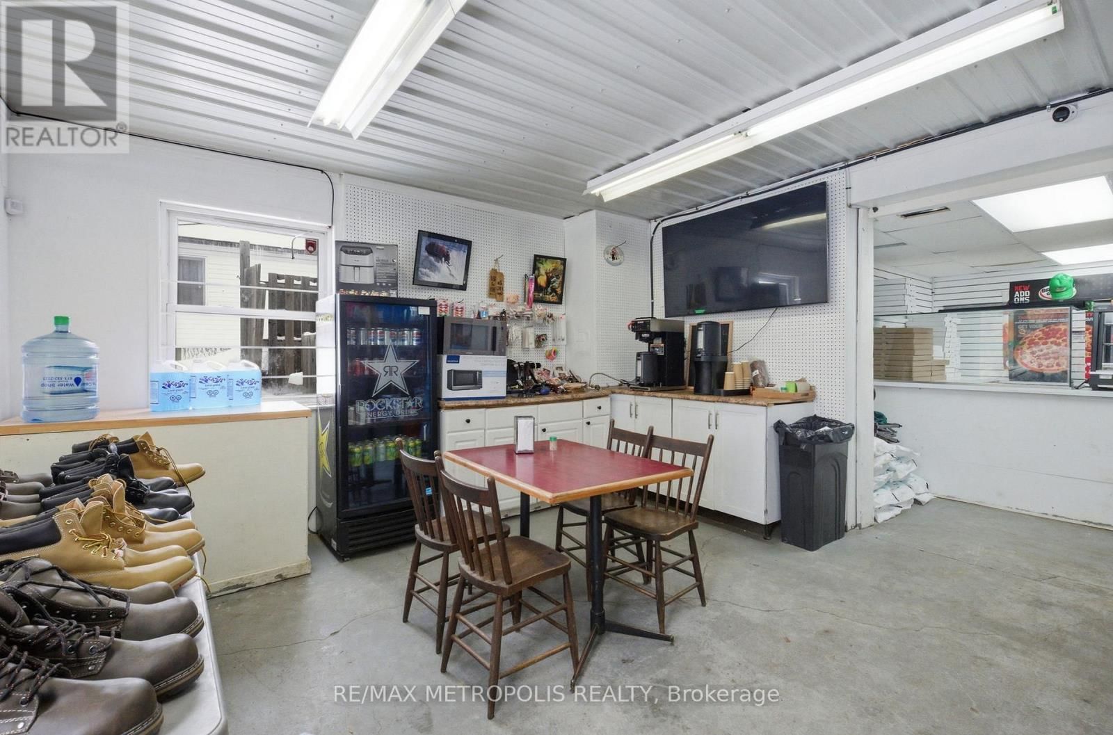 5614 HWY 620 Image 13