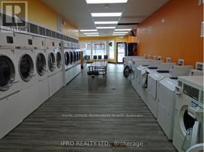 835 KING STREET EAST Image 17