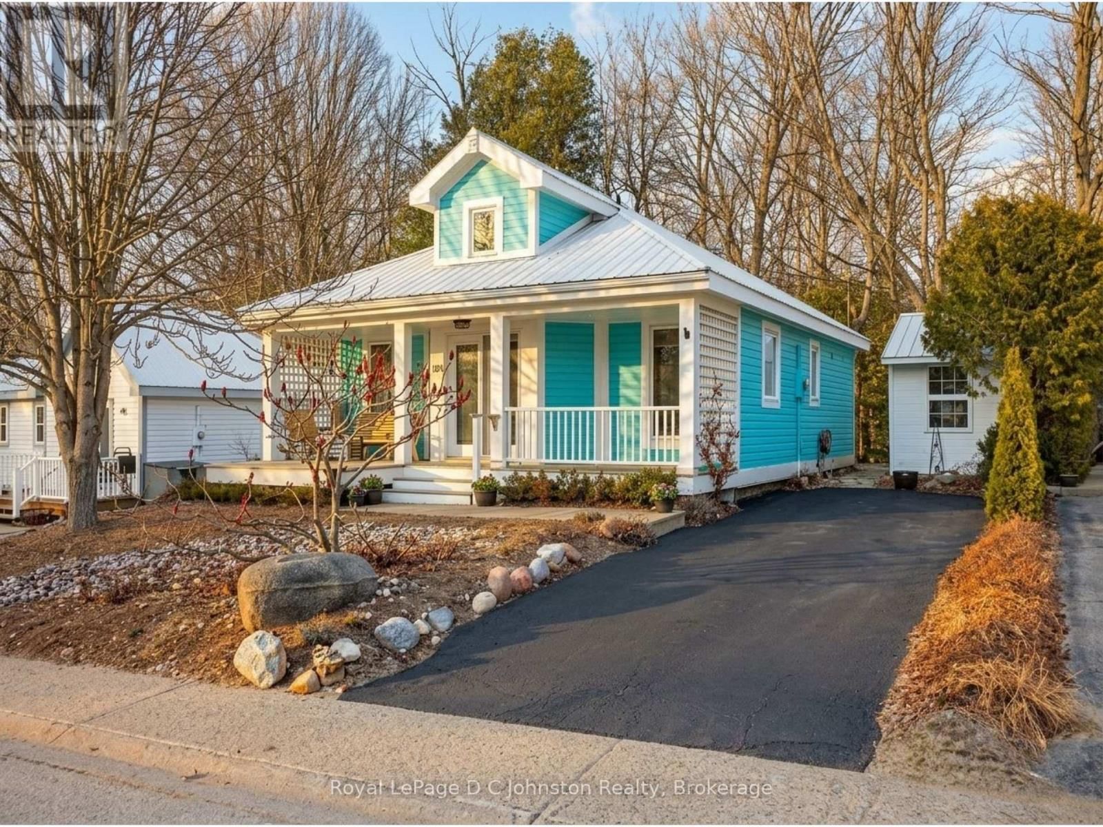 106 - 383 MCNABB STREET Image 1