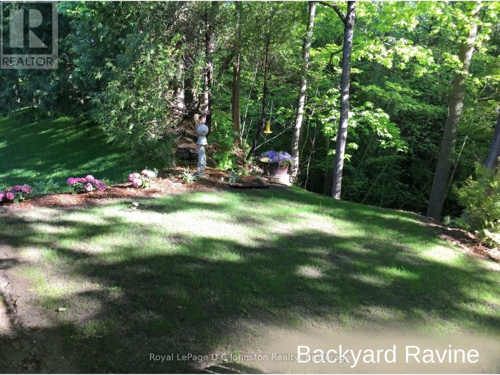 106 - 383 MCNABB STREET Image 13