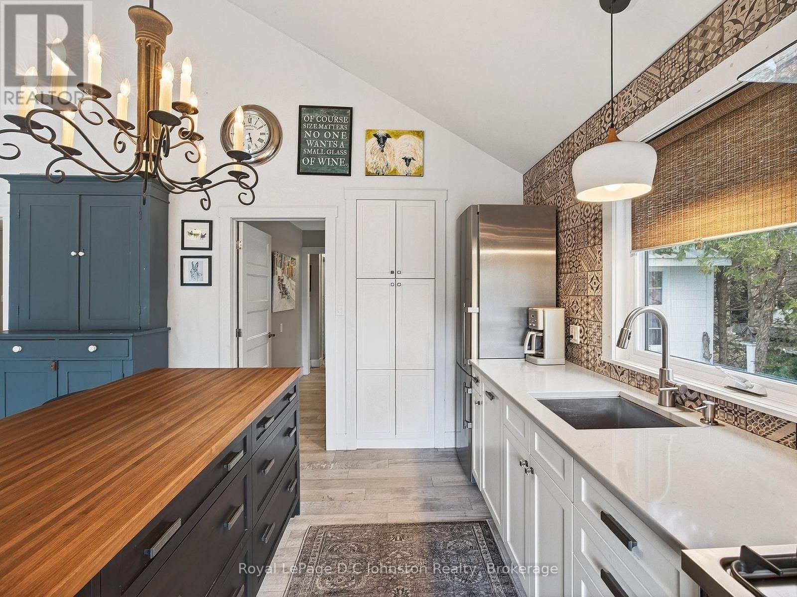 106 - 383 MCNABB STREET Image 18