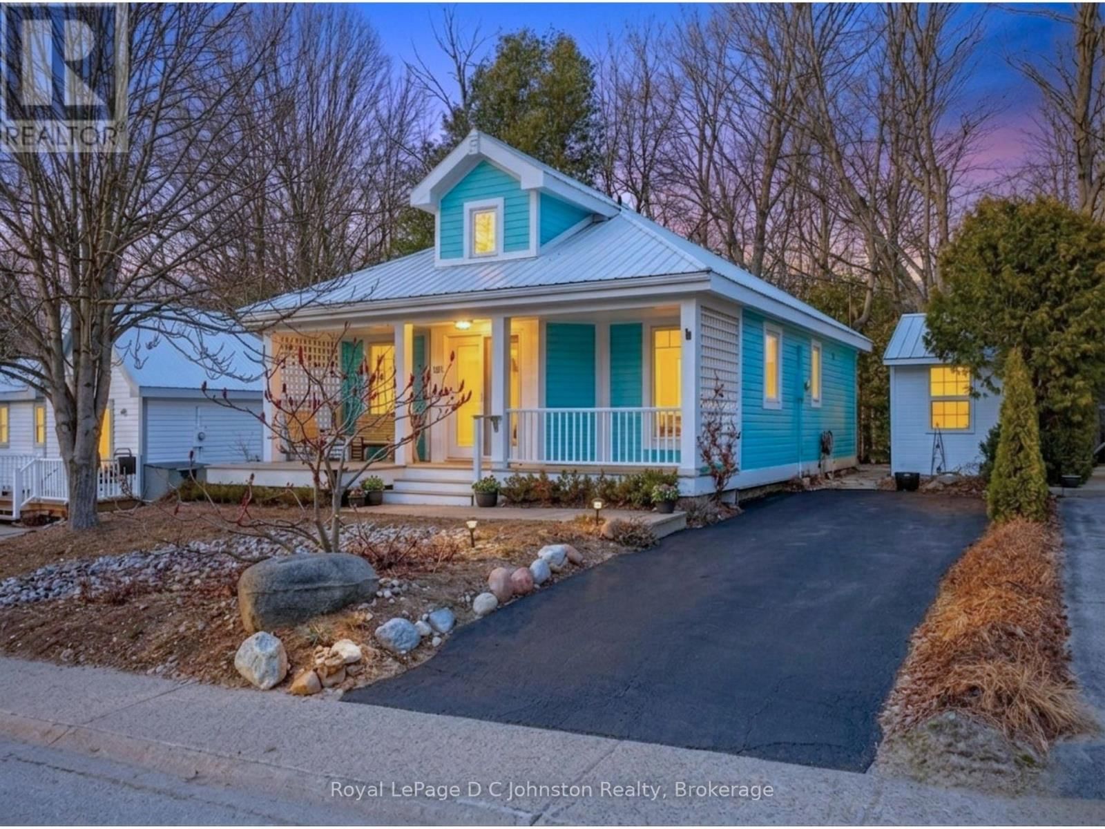 106 - 383 MCNABB STREET Image 2