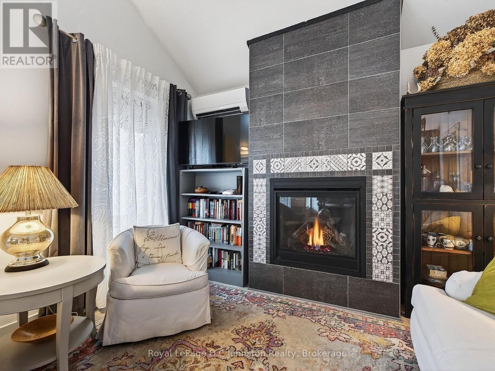 106 - 383 MCNABB STREET Image 20