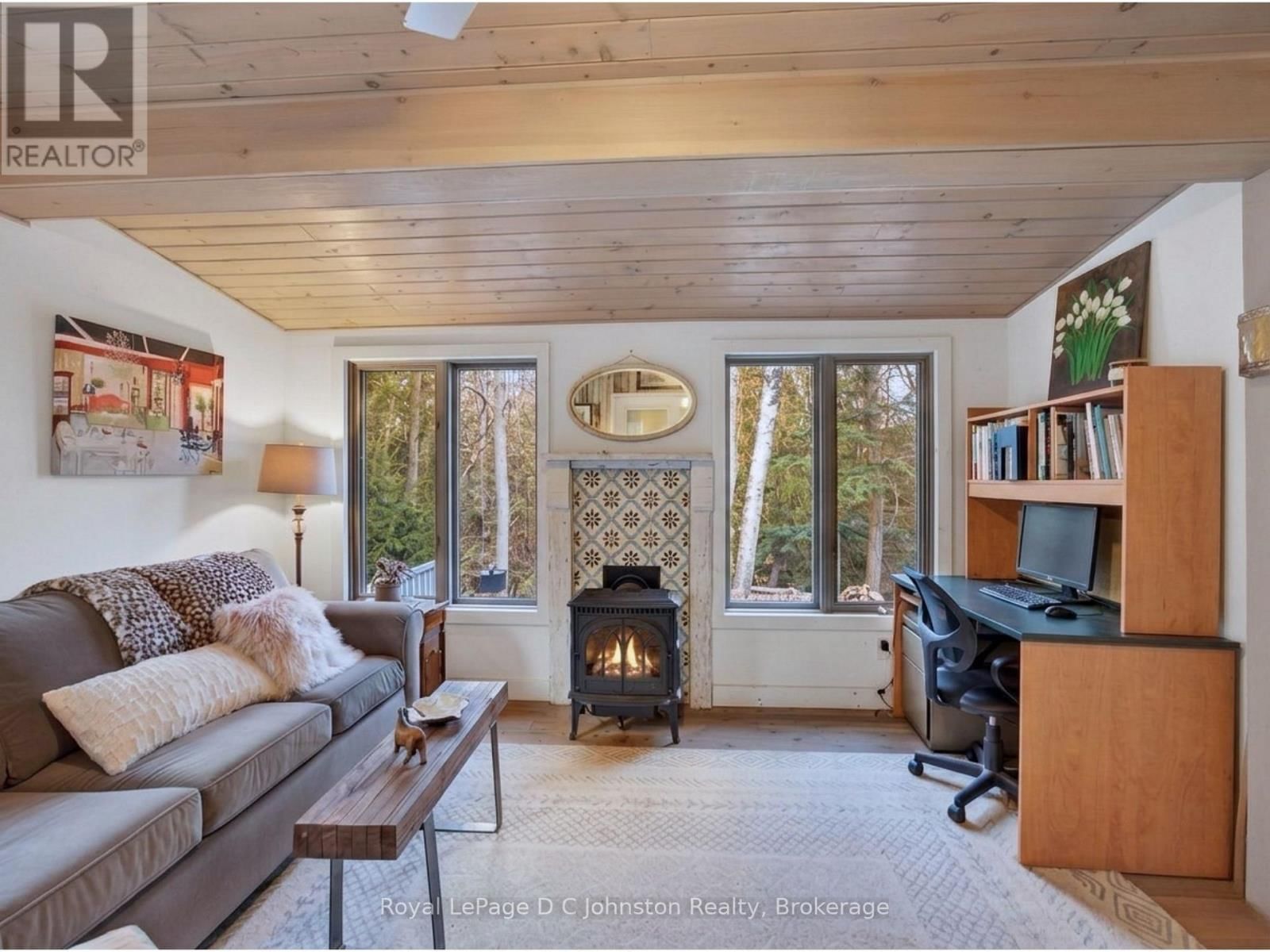 106 - 383 MCNABB STREET Image 28