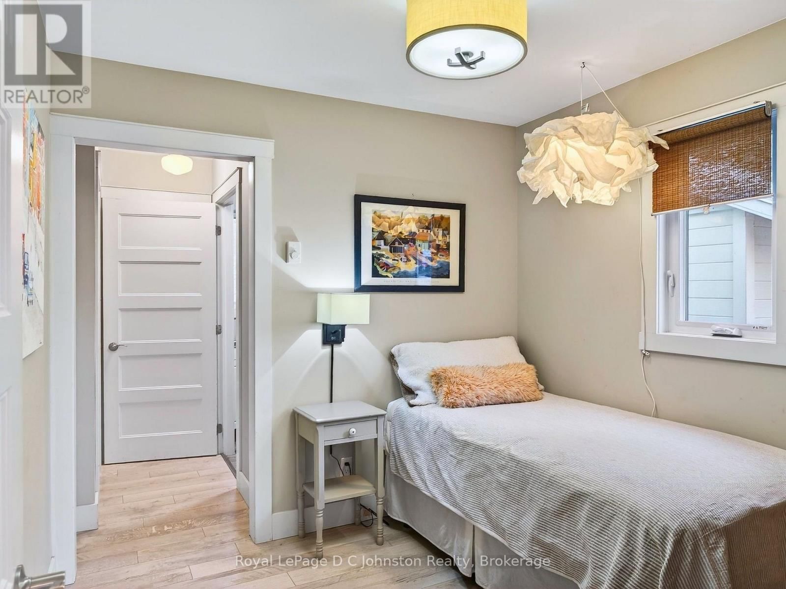 106 - 383 MCNABB STREET Image 33