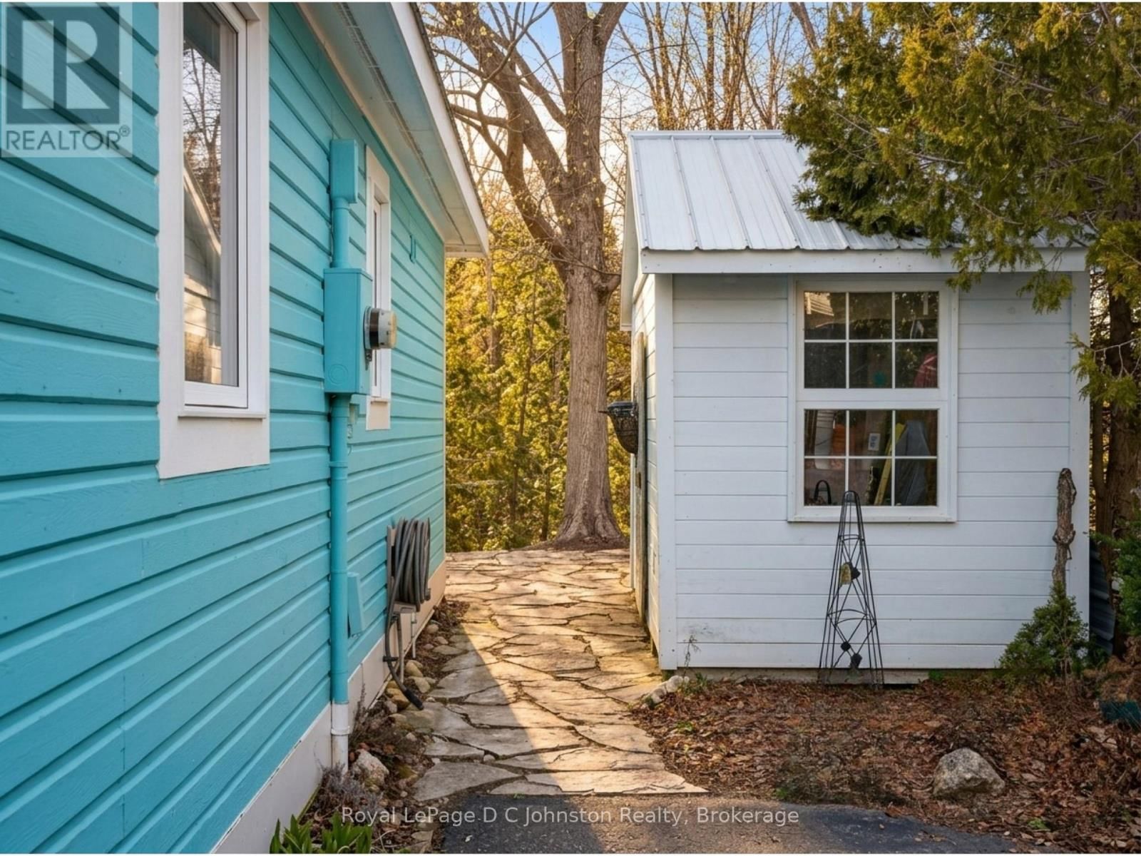 106 - 383 MCNABB STREET Image 7