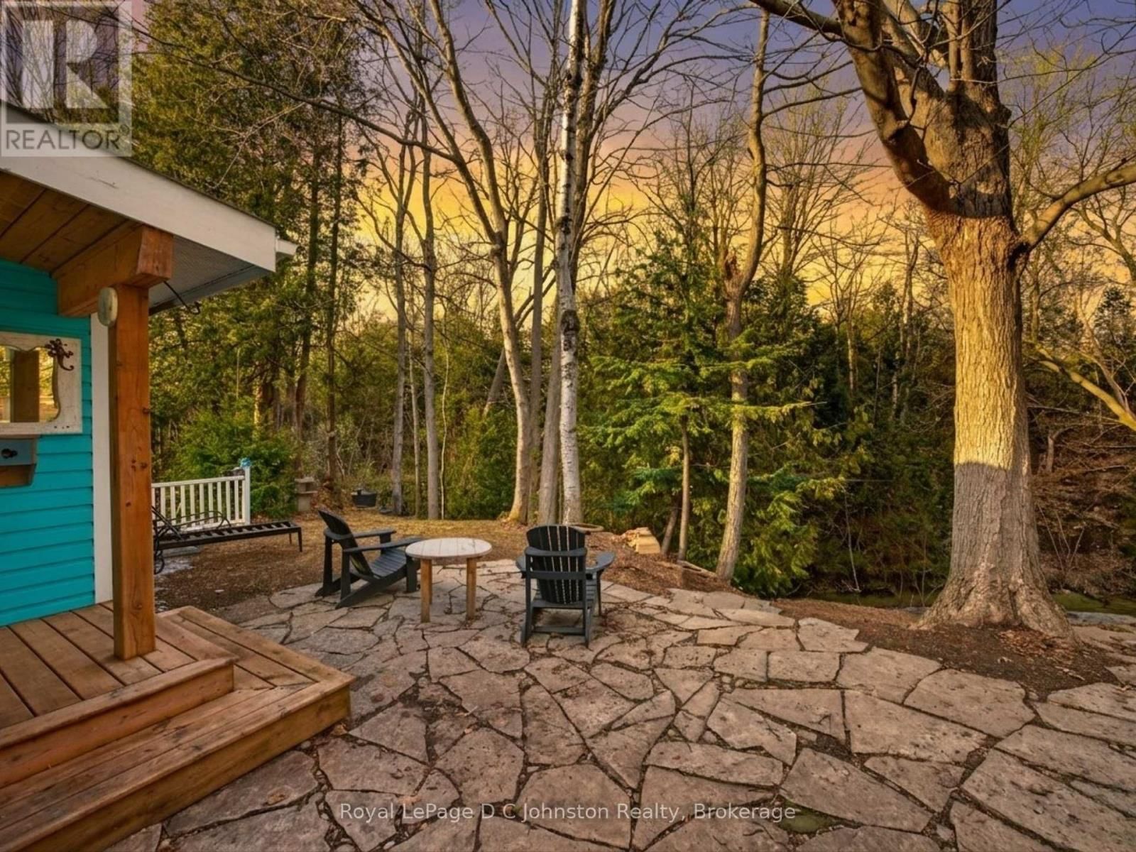 106 - 383 MCNABB STREET Image 9