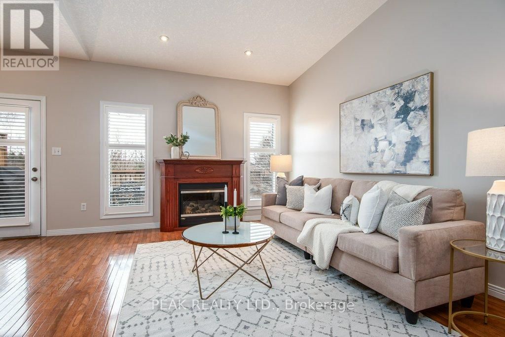 3 - 900 DOON VILLAGE ROAD Image 10