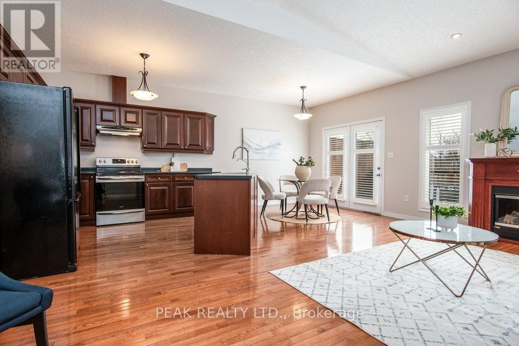 3 - 900 DOON VILLAGE ROAD Image 12