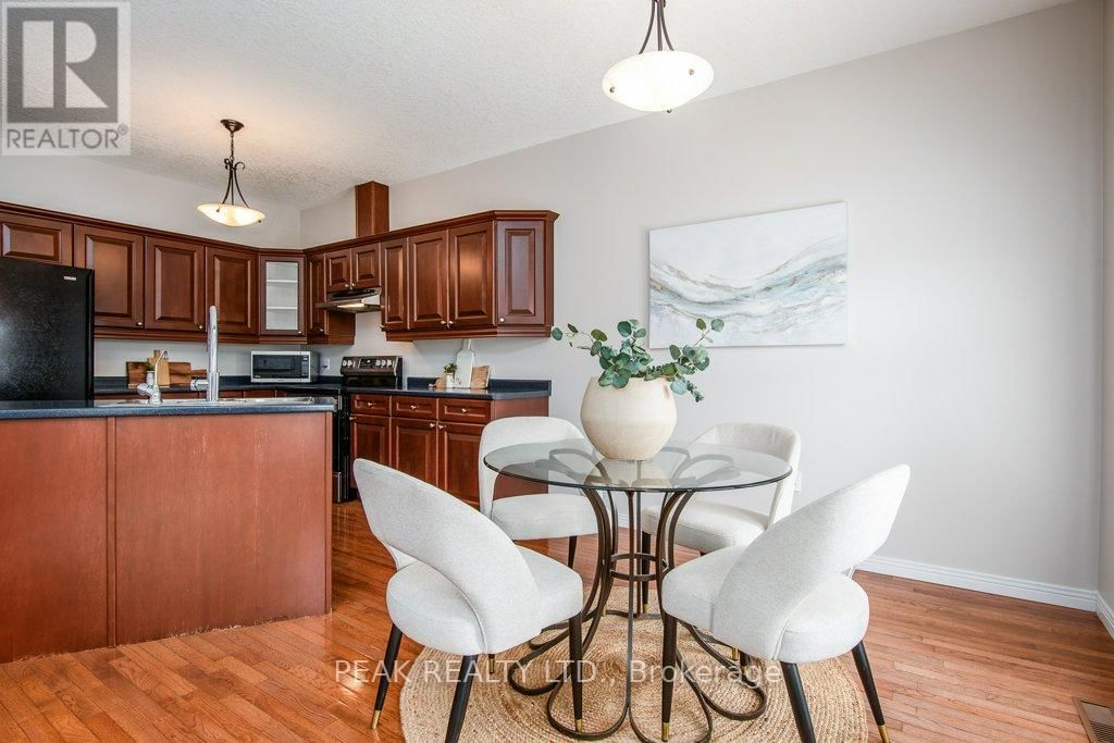 3 - 900 DOON VILLAGE ROAD Image 14