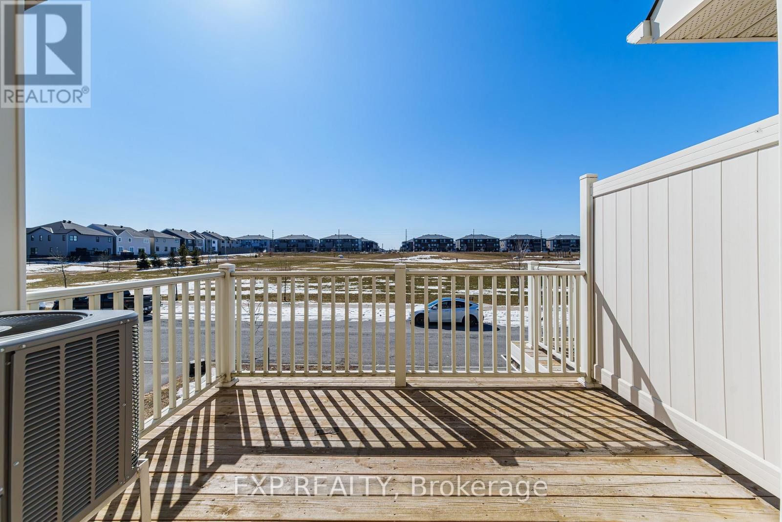 523 ENSATINA CRESCENT Image 27