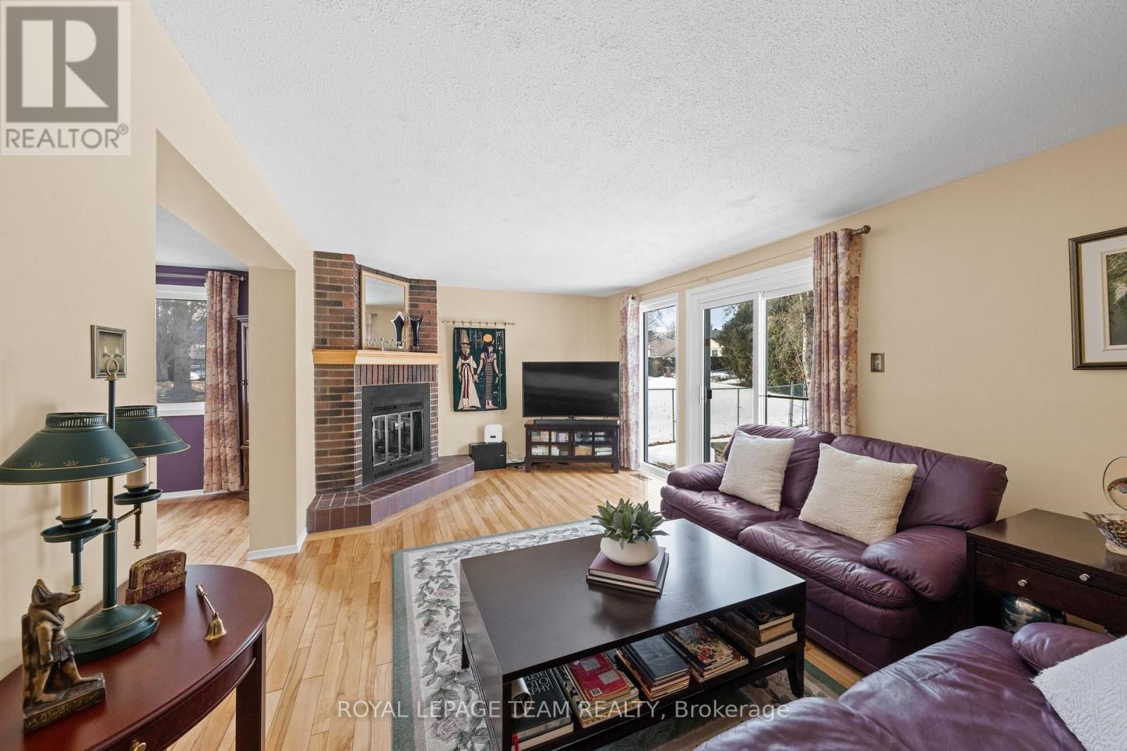 7942 DECARIE DRIVE Image 12