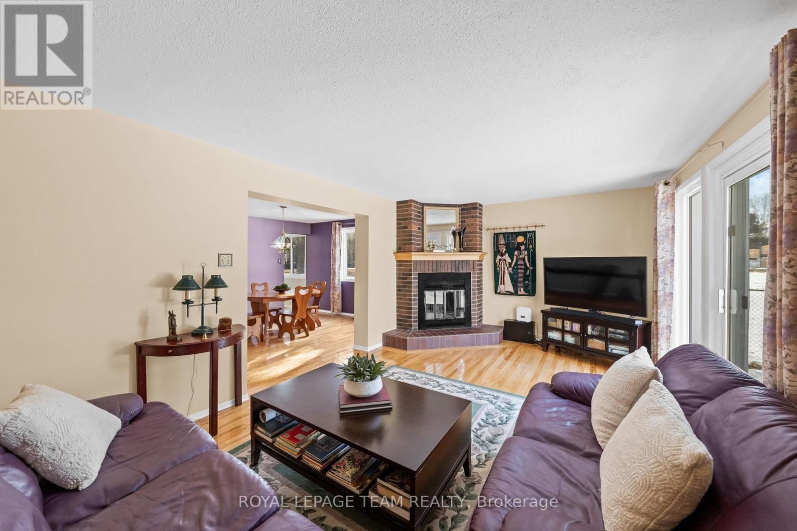 7942 DECARIE DRIVE Image 13