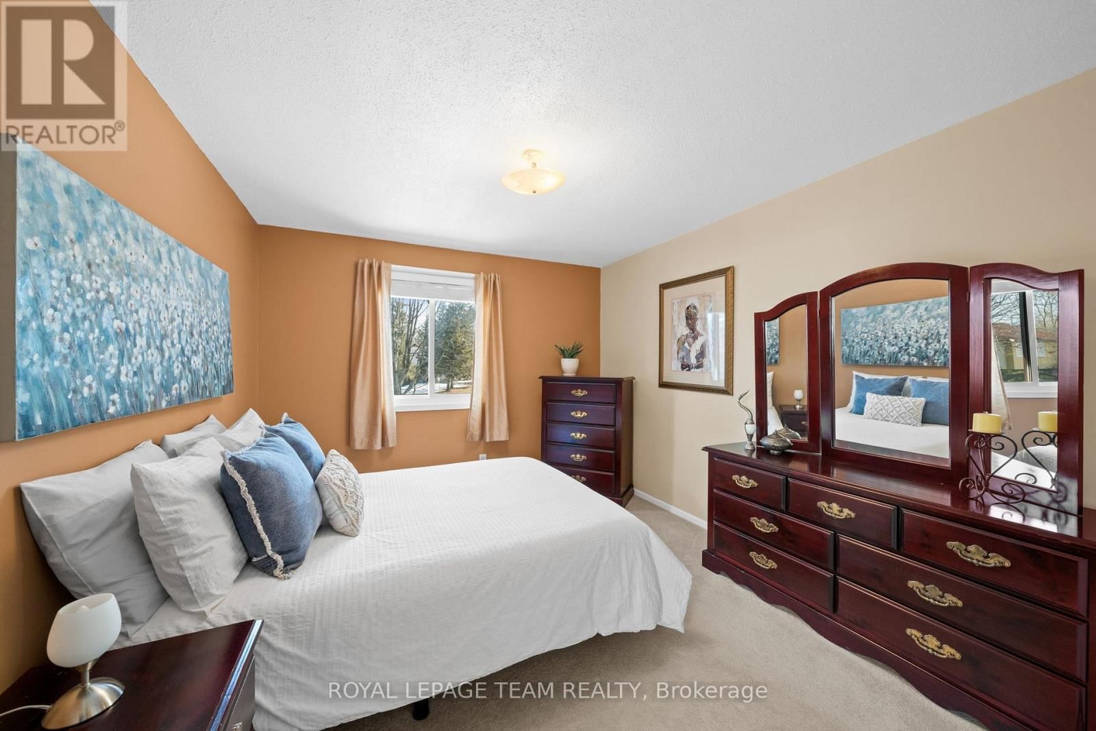 7942 DECARIE DRIVE Image 21