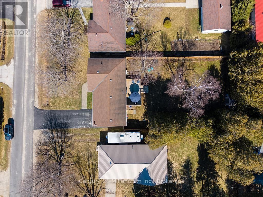 142 ARTHUR STREET Image 36