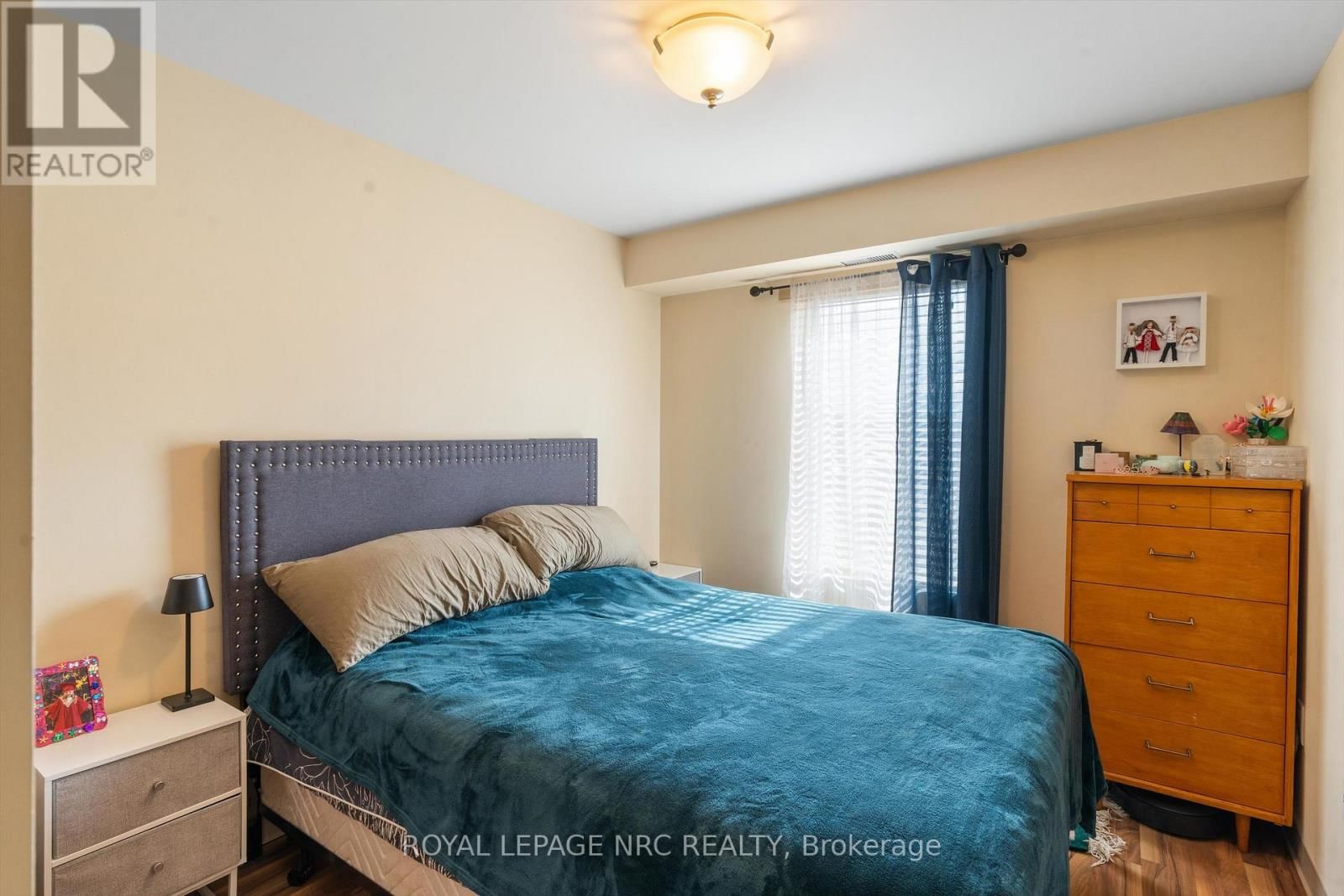 240 - 411 LAKE STREET Image 12