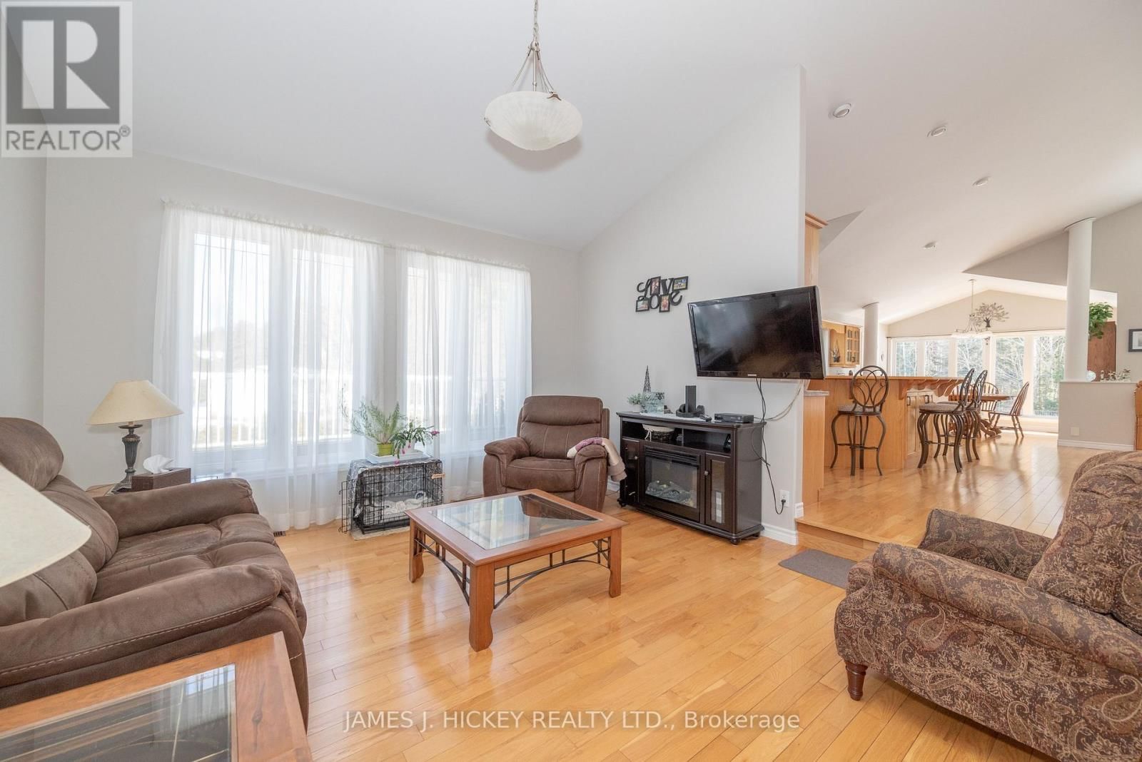 12 BOUDREAU ROAD Image 16