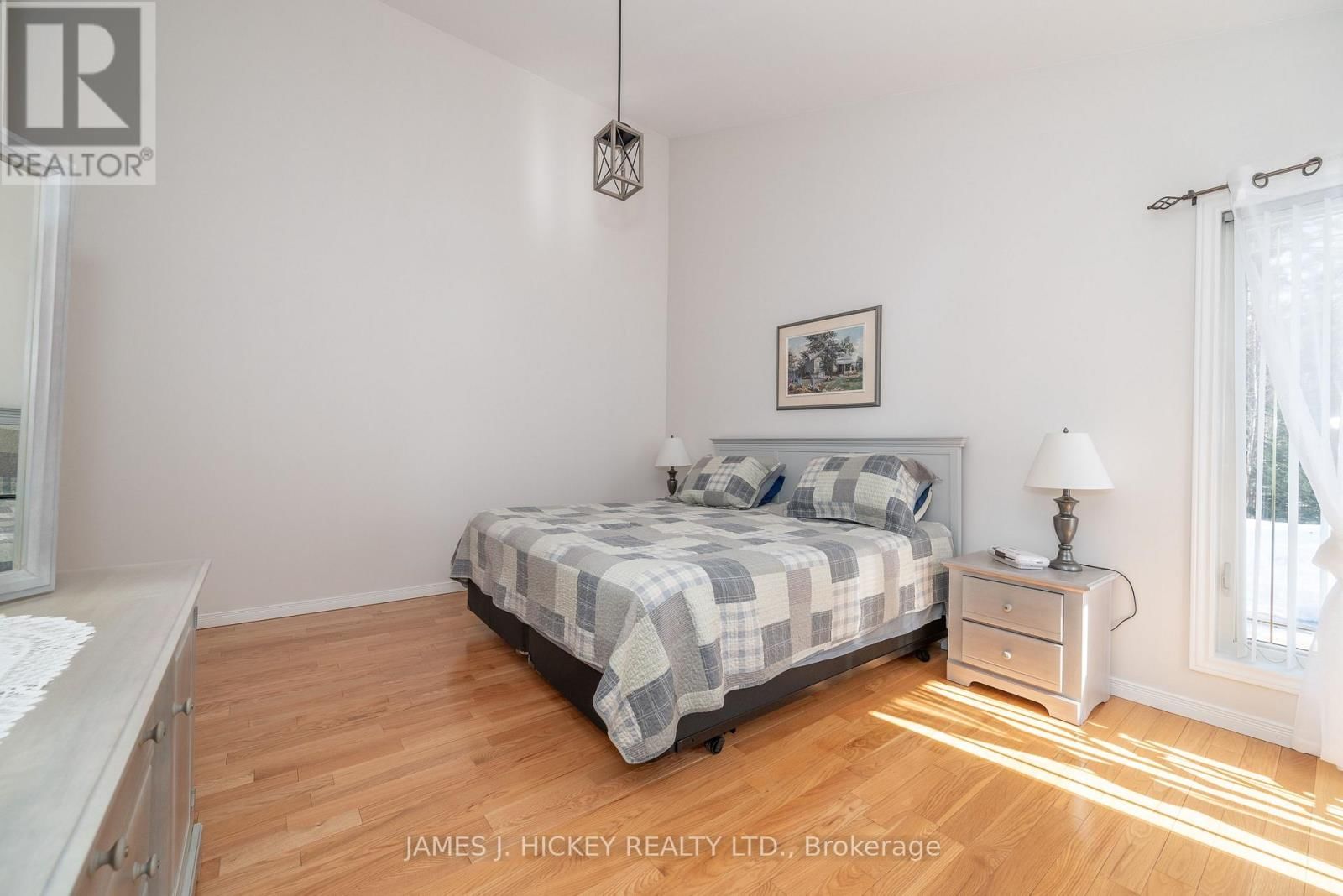 12 BOUDREAU ROAD Image 17