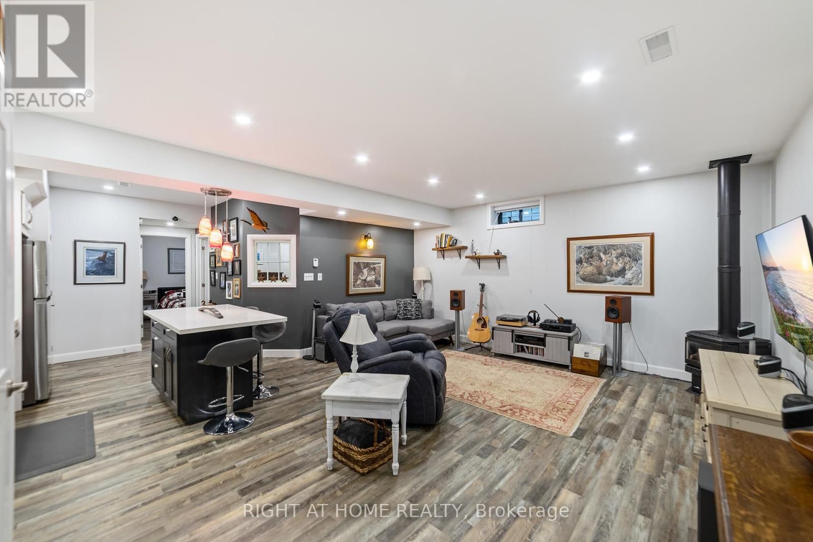 515 HAMILTON DRIVE Image 30