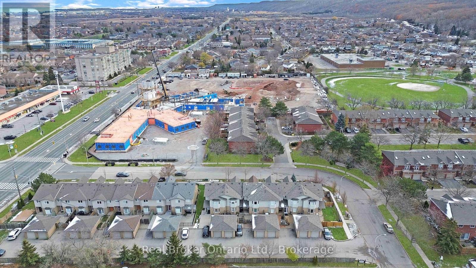 47 DYNASTY AVENUE Image 28